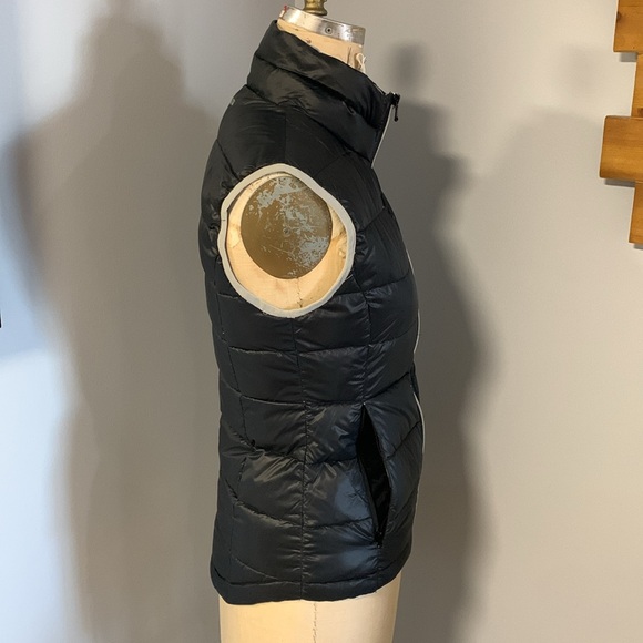 Great condition downblend lightweight puffer vest - Picture 3 of 5
